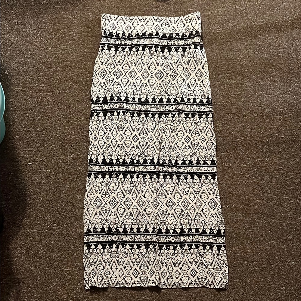 a.n.a Black and White Maxi Pencil Skirt Resort Wear